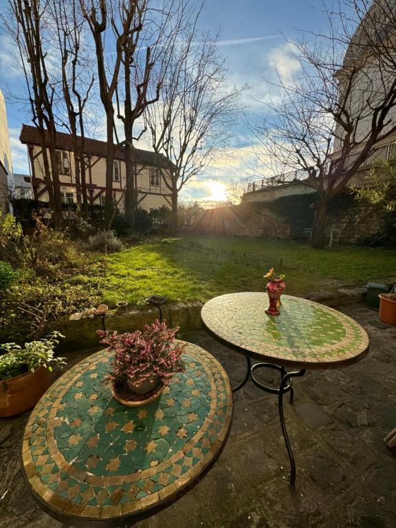 Montmartre Hidden Artist Loft - 2