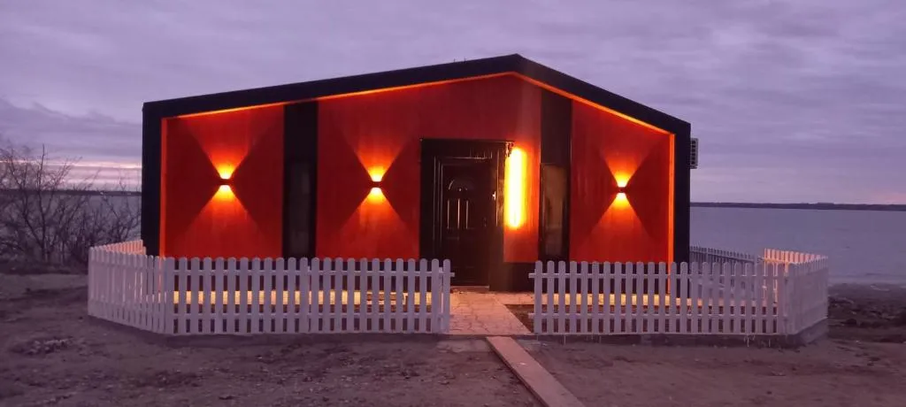 Casuta camping BenBeach, hotel in Dorobanţu
