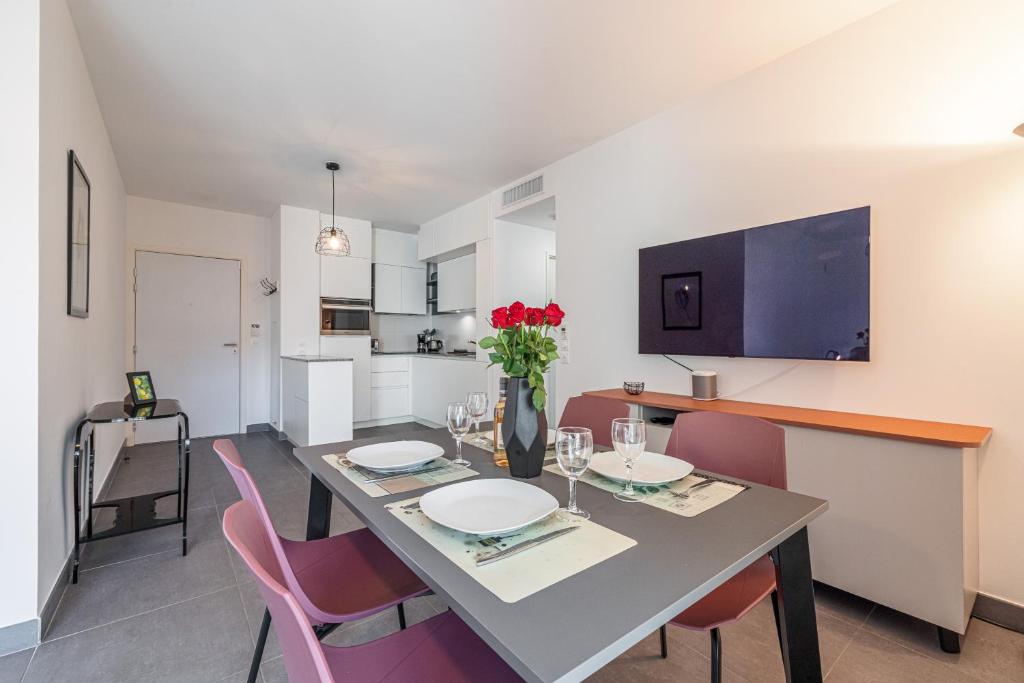 Queen Riviera : climatisation, parking, terrasse - 4