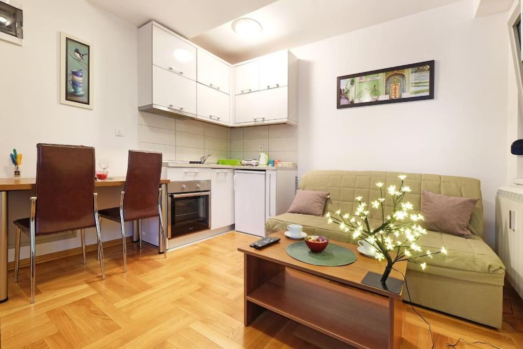 Apartment SEIF 1 - 4