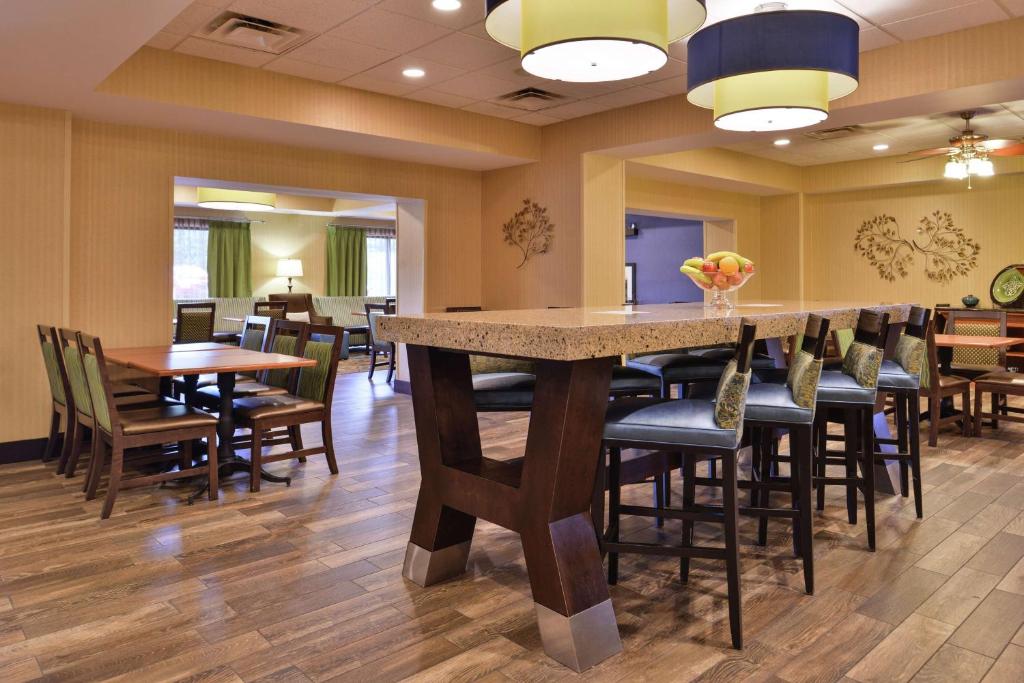 Hampton Inn Harrisonburg-South
