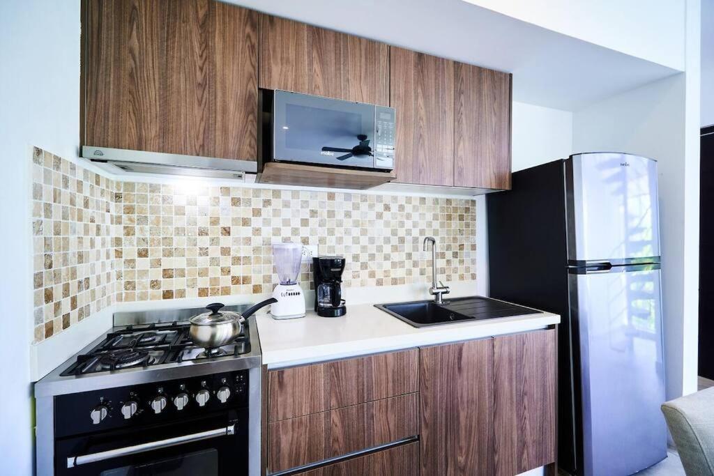 Serene Private Rooftop Jacuzzi Penthouse 2 Pools 5 Min To Beach + Gym - 5