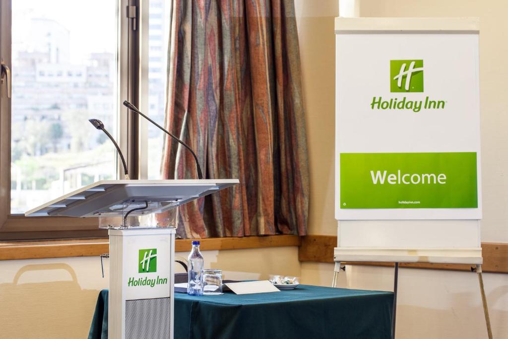 Tárgyalóterem/bálterem