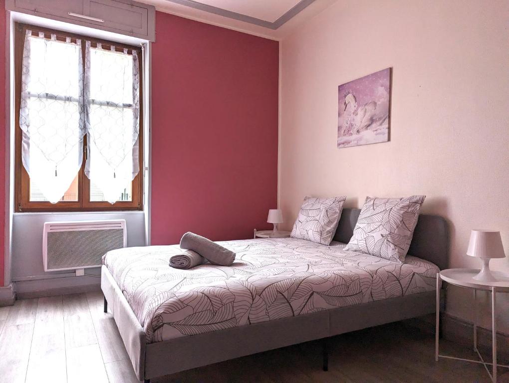 Le Mirage - appartement 2 chambres, salon, cuisine équipée, parking et wifi gratuit - 3