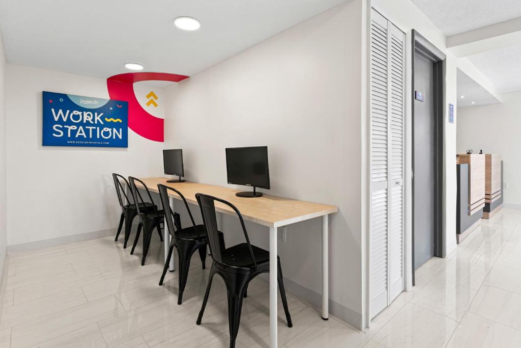Business center