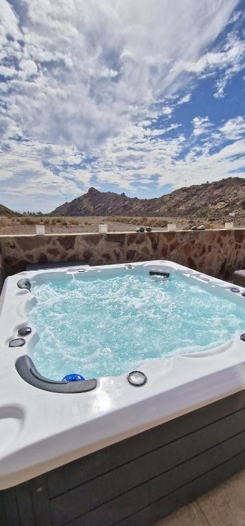 Amazing cozy Villa Hugo Tauro with Jacuzzi, Pool, Wi-Fi - 5