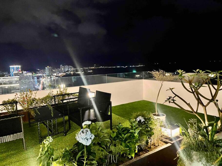 Holi Ocean Vista Sky Villa