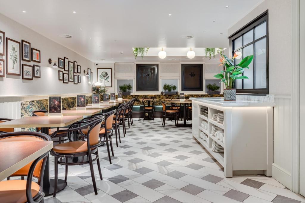 Restaurant, Mornington Hotel London Kensington, BW Premier Collection in London