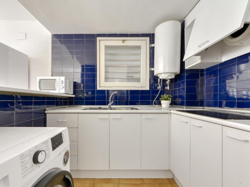 Apartment Platja de Roses-5 by Interhome - 3