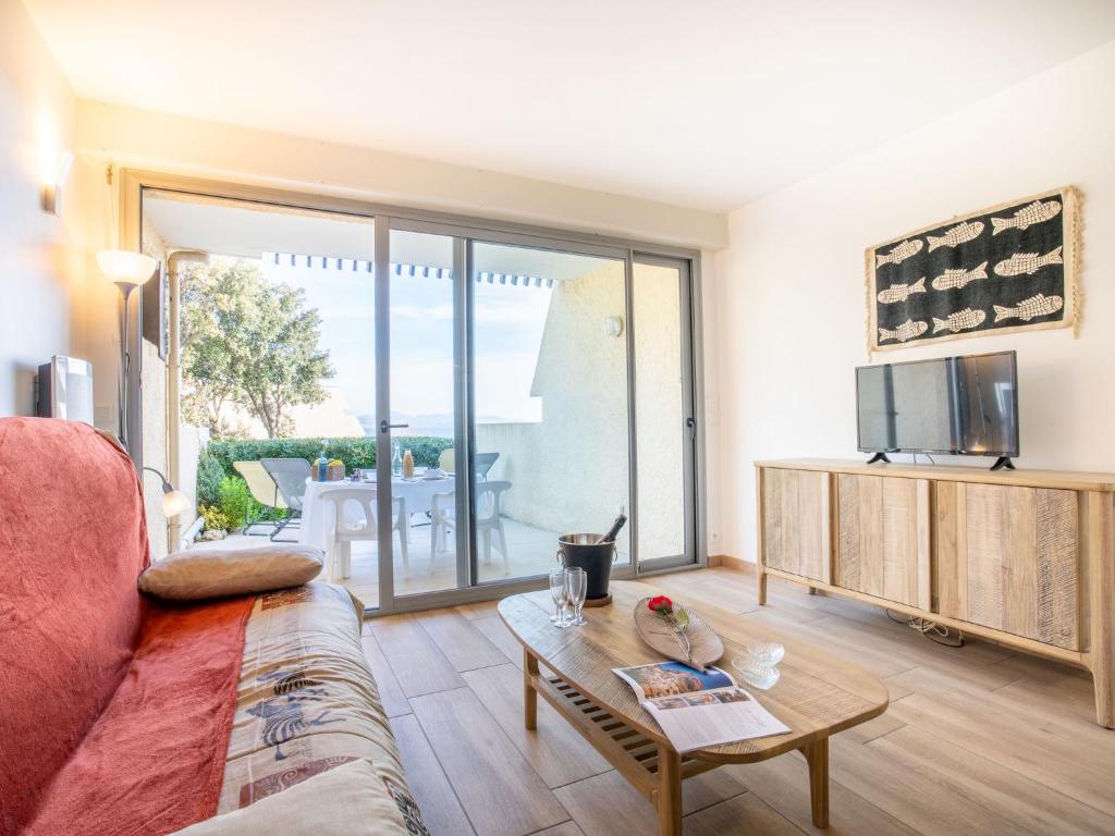 Apartment Les Louvans-2 by Interhome - 2