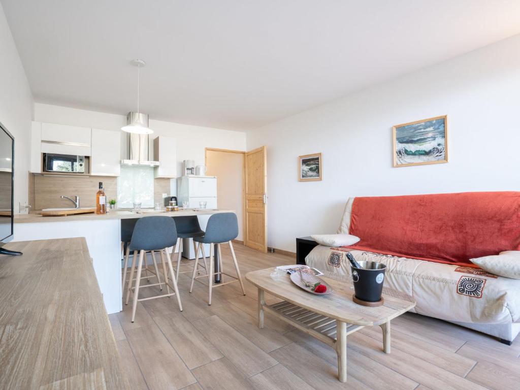 Apartment Les Louvans-2 by Interhome - 3