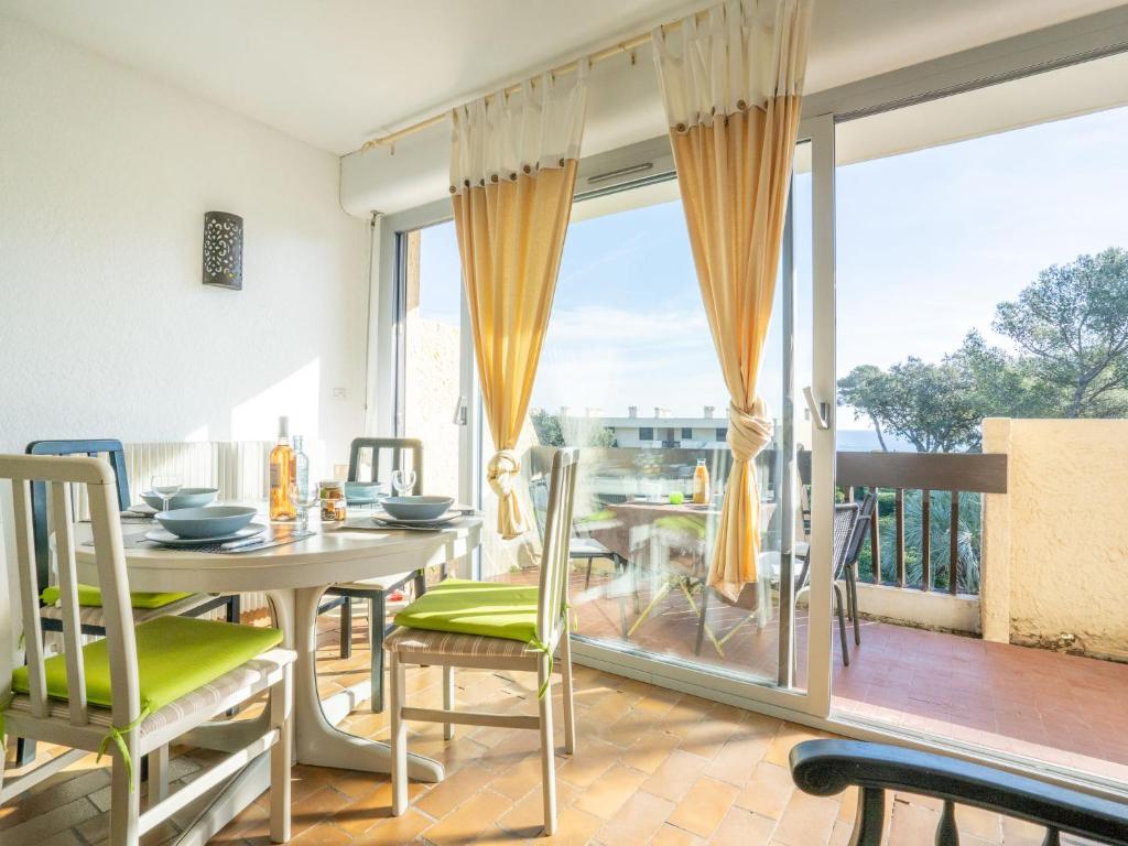 Apartment Les Louvans-4 by Interhome - 3