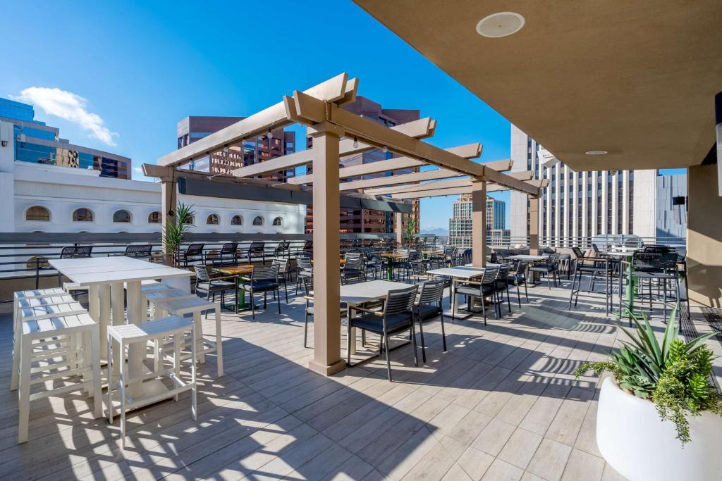 ฮิลตัน การ์เดน อินน์ ฟีนิกซ์ ดาวน์ทาวน์ (Hilton Garden Inn Phoenix Downtown)