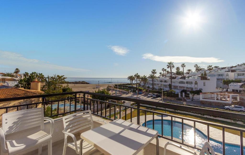 Cozy Apartment In Orihuela With Wifi - 2