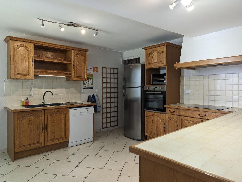 Charmante maison de campagne avec jardin prive pres de Paris et Orleans ideale pour familles - FR- 전경