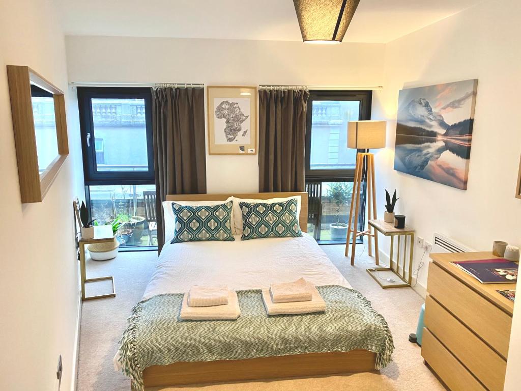 Modern, spacious flat in the heart of Bournemouth., Bournemouth