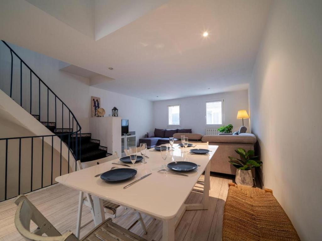 Triplex 120m2 avec Terrasse au centre Panier, Vieux Port, 2 SDB, option Parking - 2