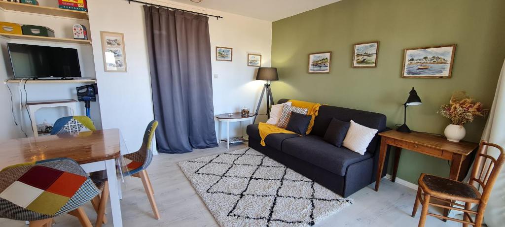 Ref 098 - Appartement moderne et rénove sur Port Crouesty pour quatre, Arzon