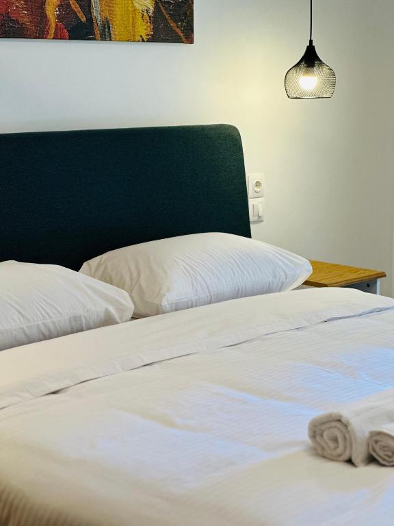 Aristotelous Square n.4, Soluň