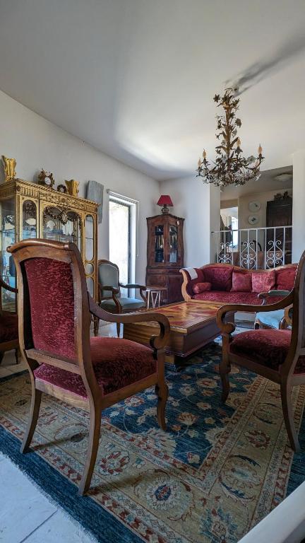 Maison de 6 pièces au coeur du village d'Eze - 2