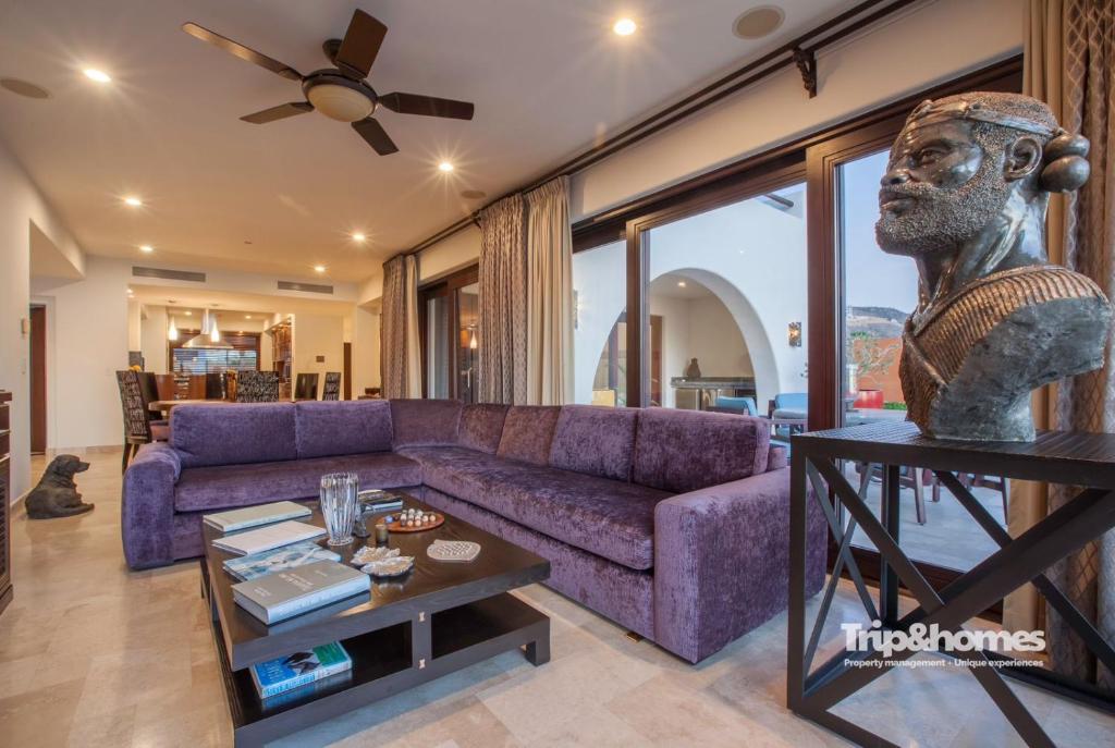 Casa Marvela at Playa de La Paz - 3 Br Beach front Villa - 3