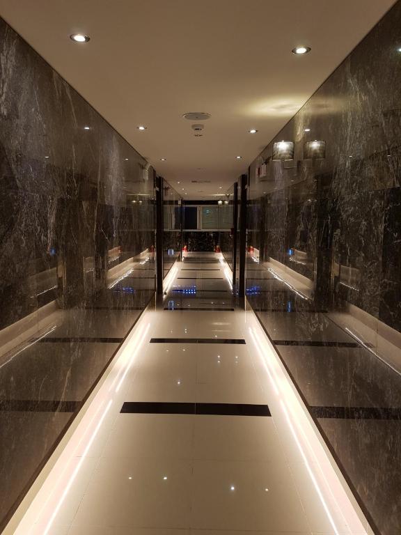 スター モーテル (Star Motel)