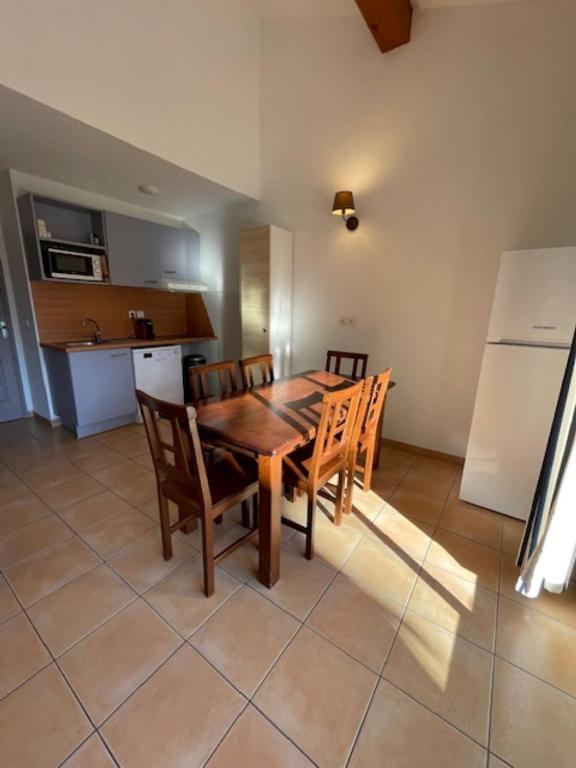 Carro, proche de la mer, appartement 2 chambres - 4