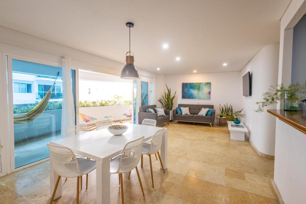 Luxury 3BR Apto. Salida a Playa Piscina Jacuzzi - 1