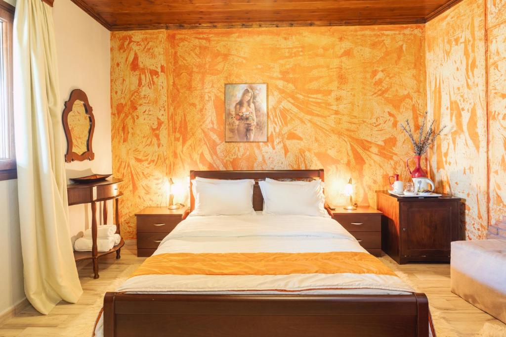 hostel lake plastira