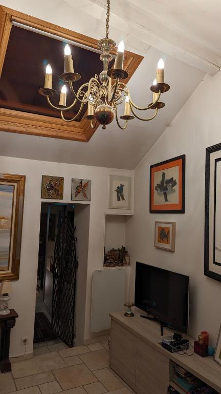 Maison de 6 pièces au coeur du village d'Eze - 4