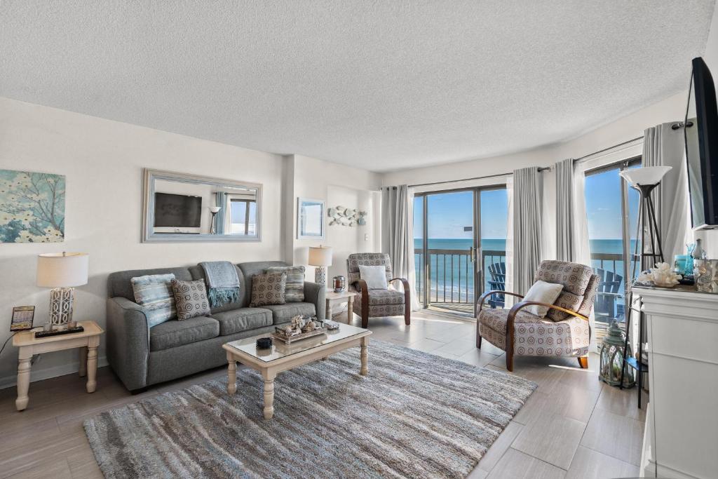 Crescent Towers II 508 - Oceanfront - Crescent Beach, Myrtle Beach