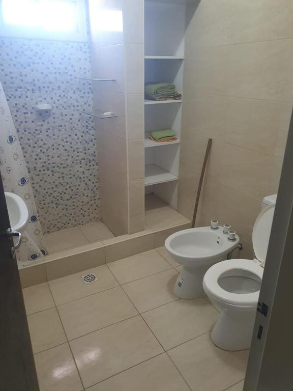 HERMOSO DEPARTAMENTO EN QUINES - 4