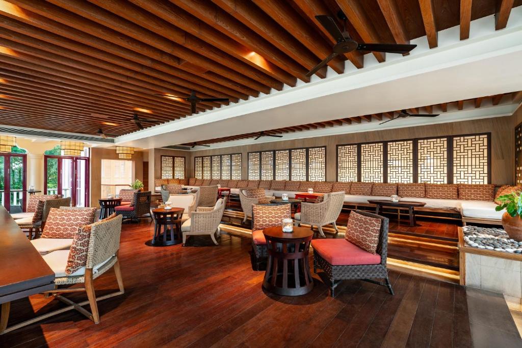 酒吧/Lounge Bar