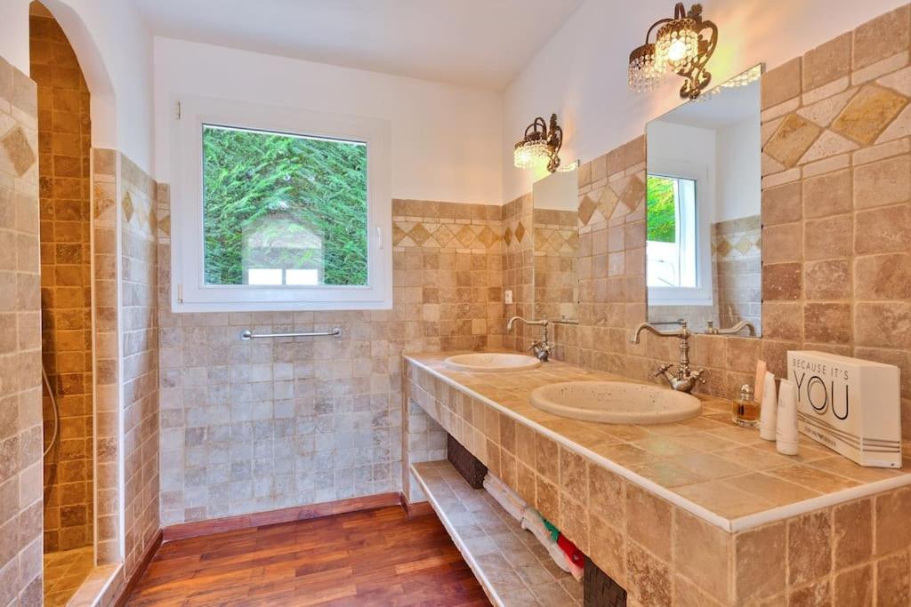 10mn de Cannes, villa entière de 150m2. - 4