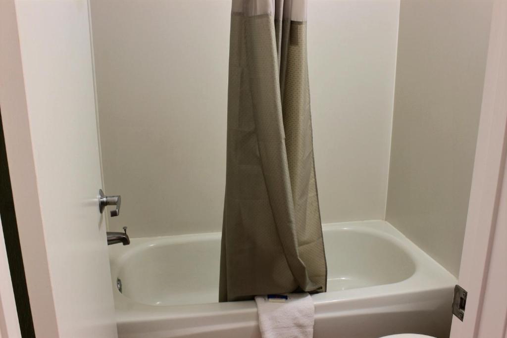 Motel 6-Coalinga, CA - East photo