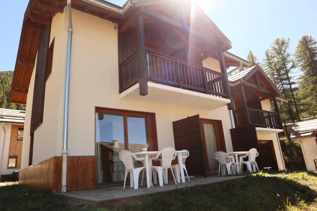 Chalet La Combe D Or - Chalet mitoyen en résidence de standing MAE-3874, Le Mélézet