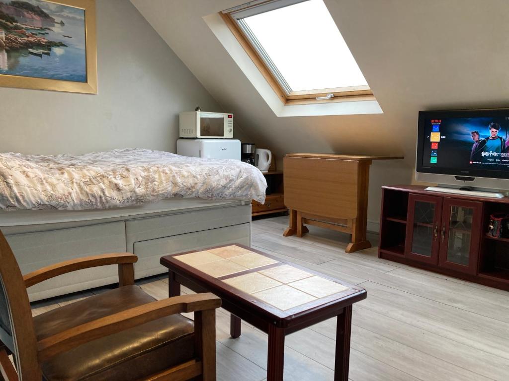 B2-Jacks Court, Stalybridge