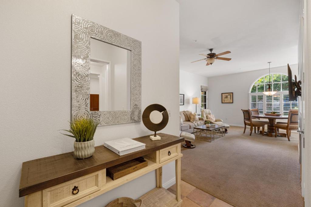 C77-1 Lux 1BD Villa near Clubhouse with all amenities condo