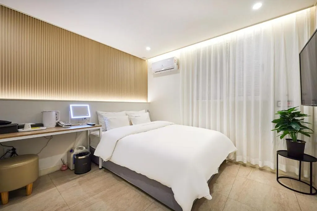 Urban Hotel, hotel in Pyeongtaek