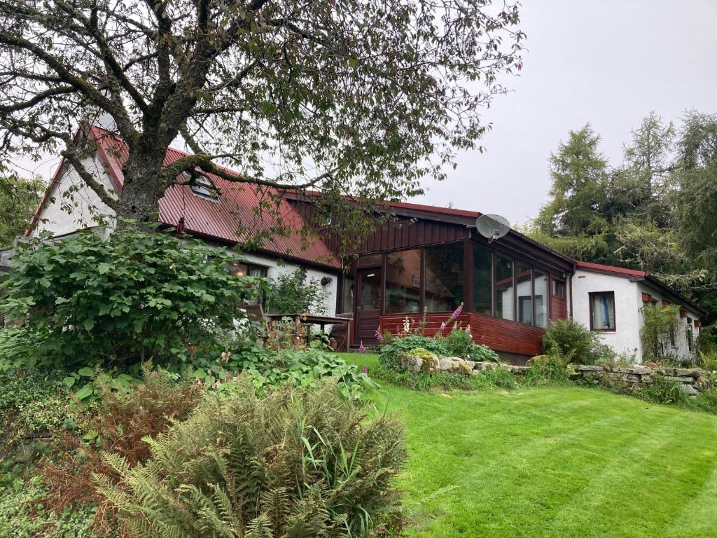 Invercassley cottage, Lairg