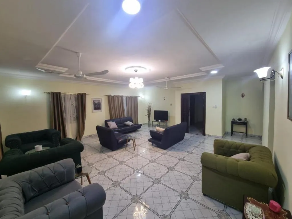 B's Classic and Cozy Apartments, hotel in Cape Coast