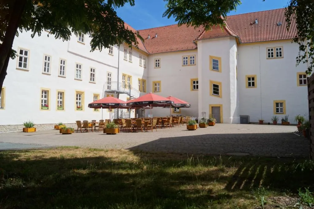Schlosshotel am Hainich, hotel in Behringen