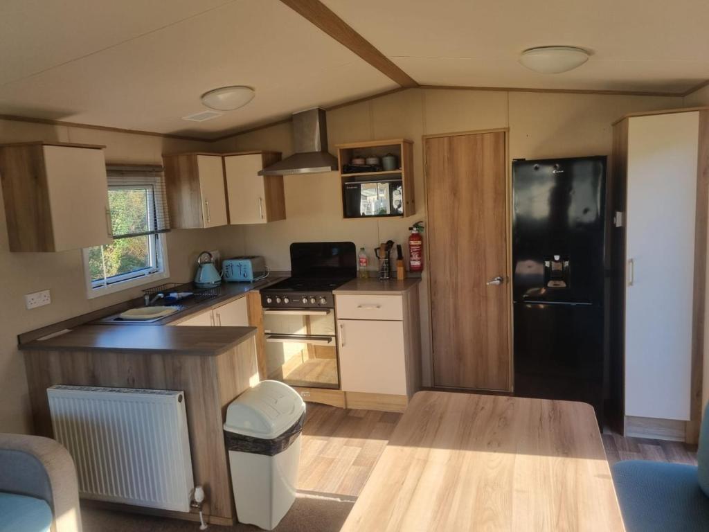 Newquay Bay Porth Caravan, 6 Berth photo 6