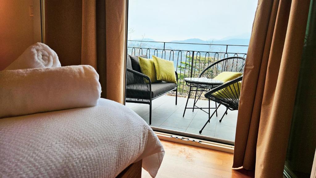 Bellavista Apartment with Free Parking - 4