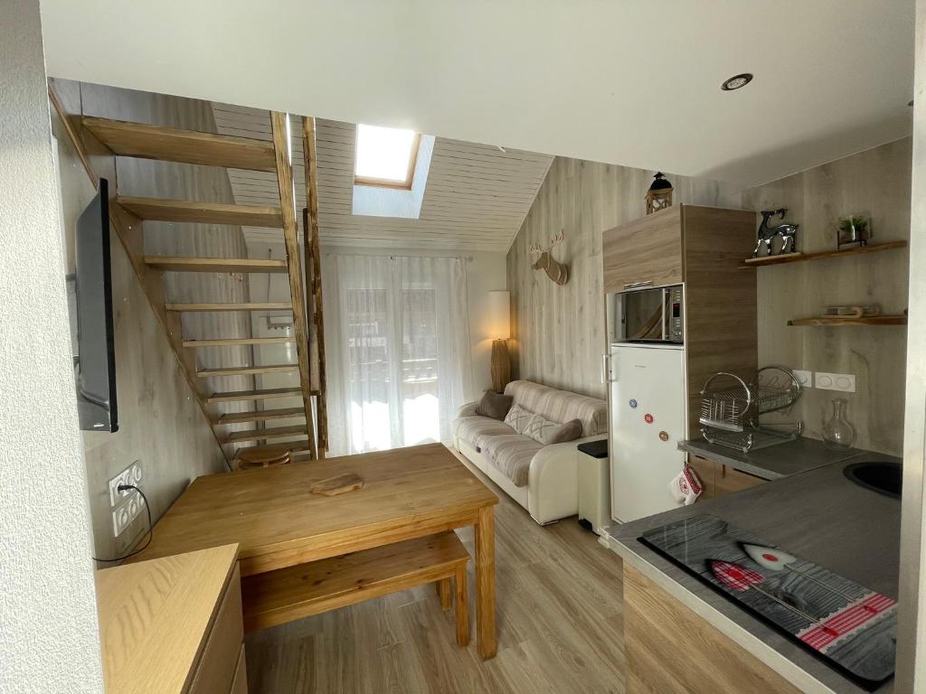 Risoul 1850 Beau Duplex pour 6 pers en plein centre de la station - 3