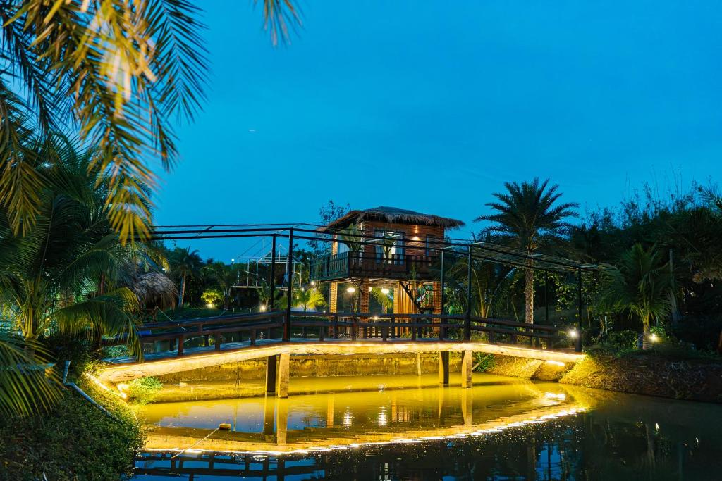 Khu nghỉ dưỡng sinh thái Charm Village