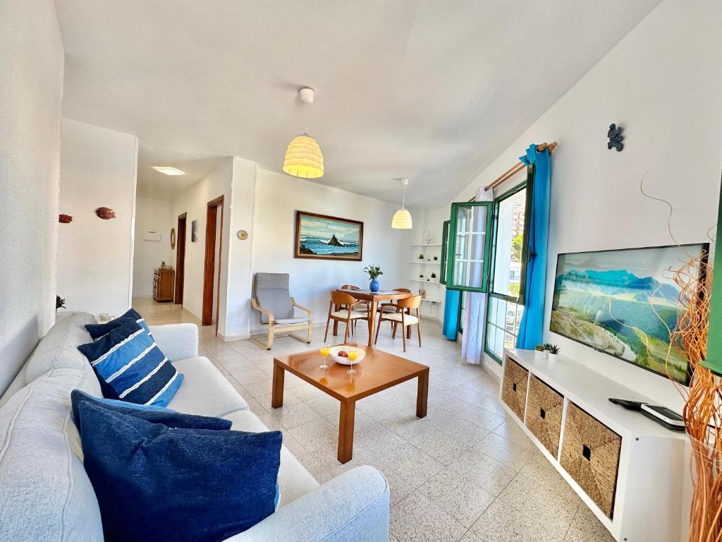 Las Caletas Beach House - 5