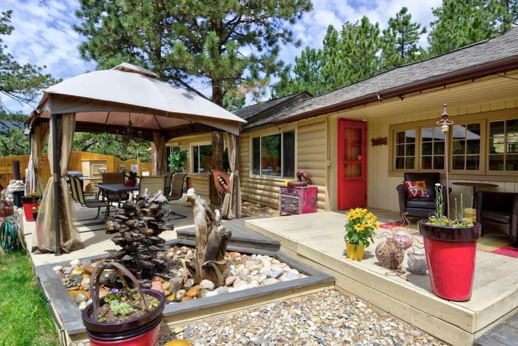 Pub - Hot Tub - Fire Pit, Green Mountain Falls