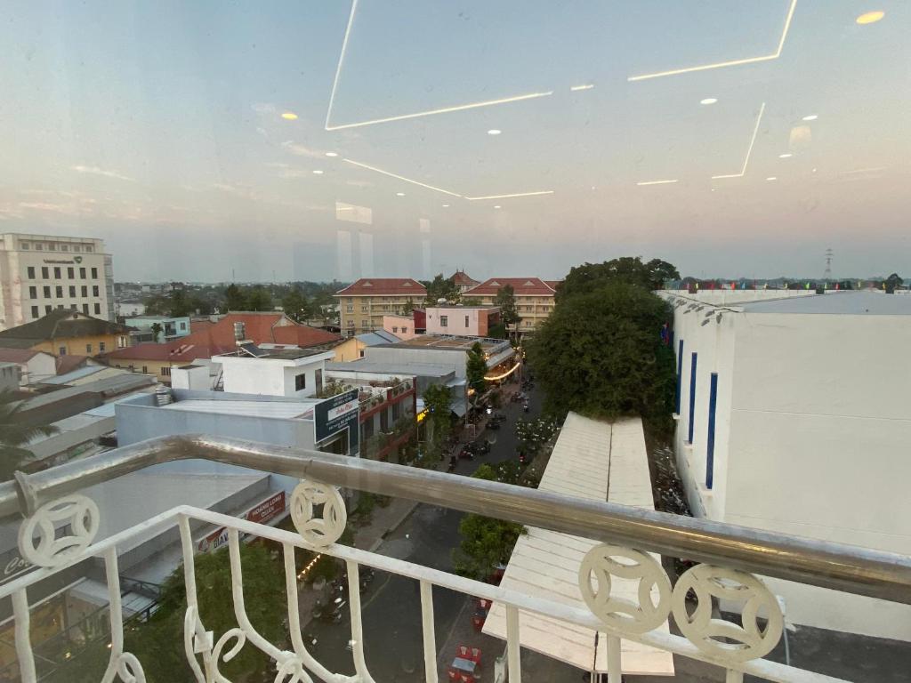 PARIS HOTEL CHAU DOC