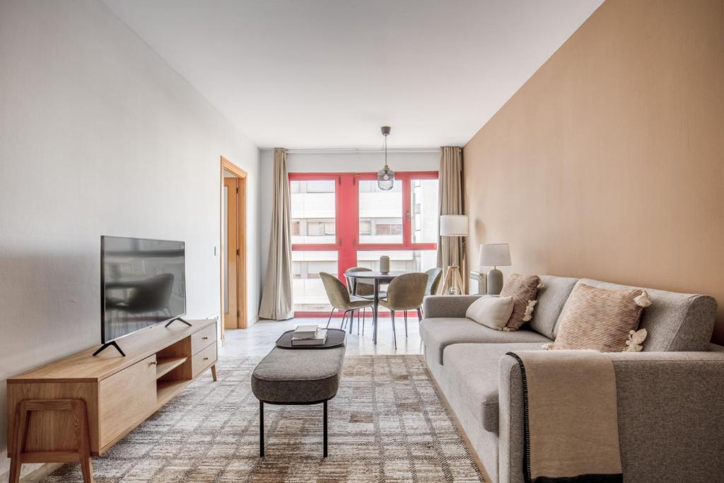 Blueground Diagonal Mar i El Front M d Poblenou BCN-83, Barcelona